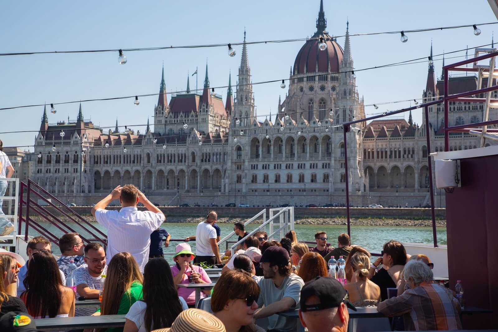 Purpleliner-lipot-sightseeing-cruise